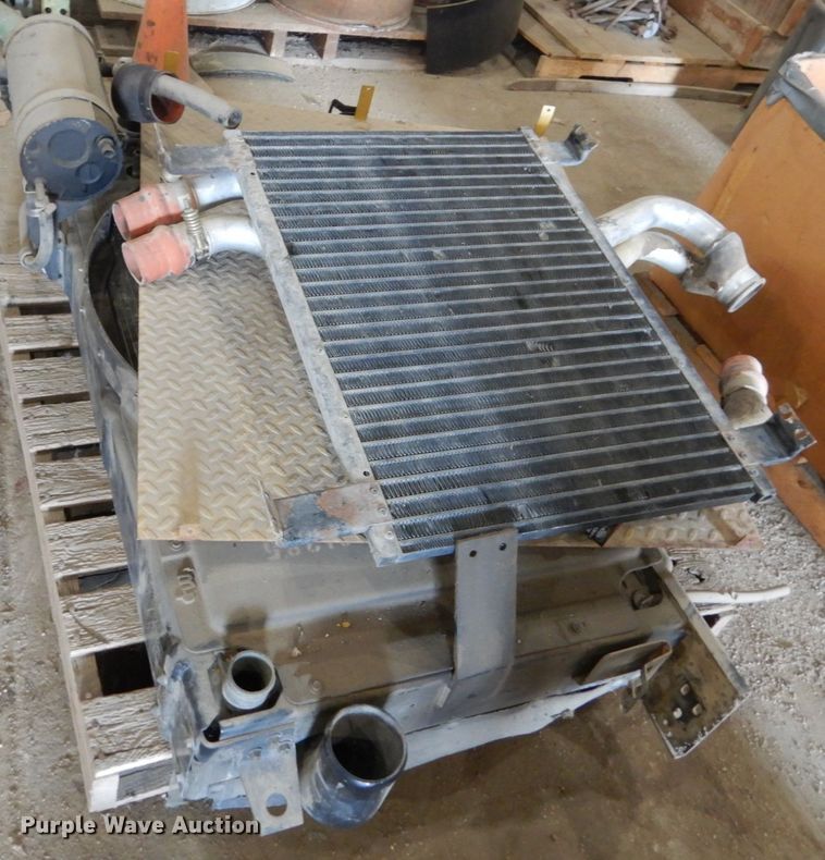 image for item EC9249 Caterpillar 3116 engine and parts