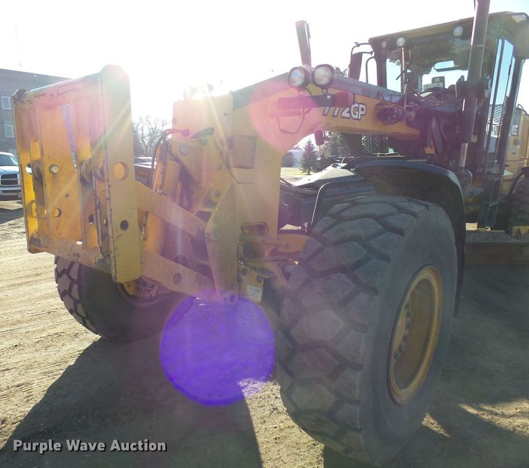 image for item EF9590 2011 John Deere 772GP motor grader