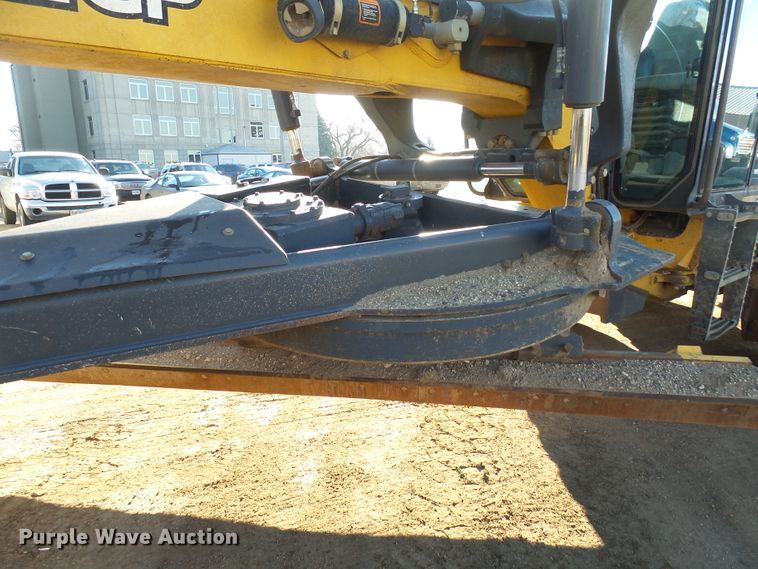 image for item EF9590 2011 John Deere 772GP motor grader