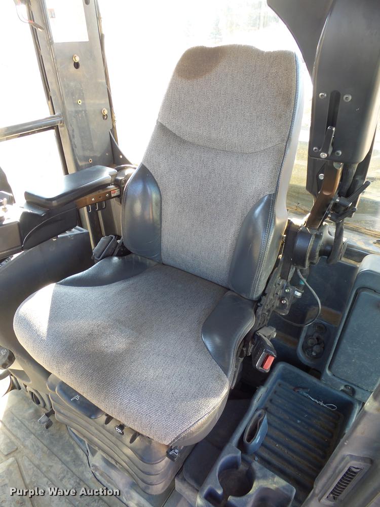 image for item EF9590 2011 John Deere 772GP motor grader