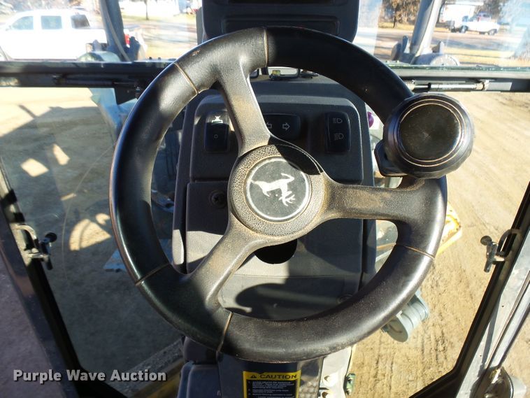 image for item EF9590 2011 John Deere 772GP motor grader