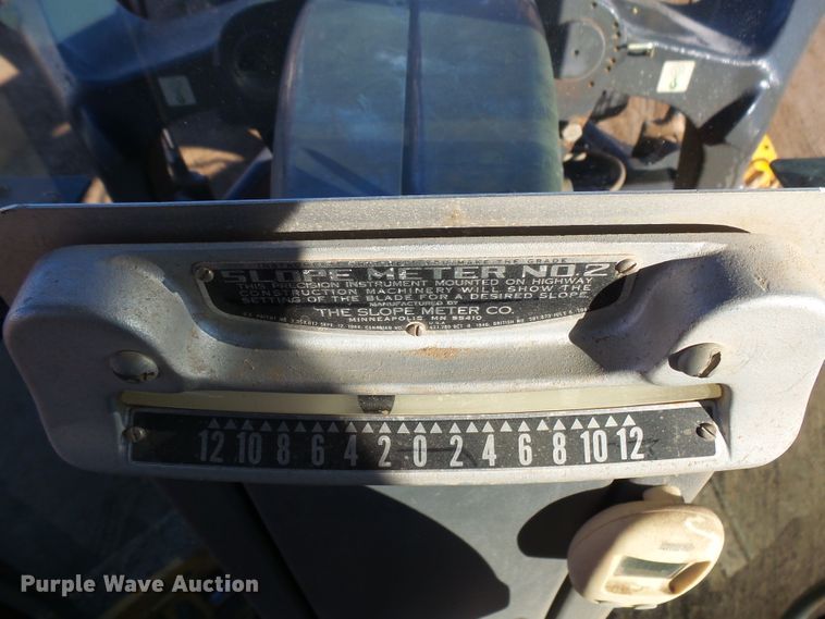 image for item EF9590 2011 John Deere 772GP motor grader