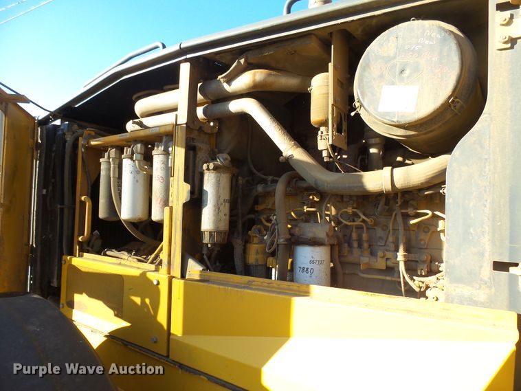 image for item EF9590 2011 John Deere 772GP motor grader