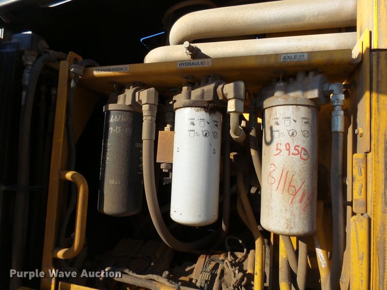 image for item EF9590 2011 John Deere 772GP motor grader