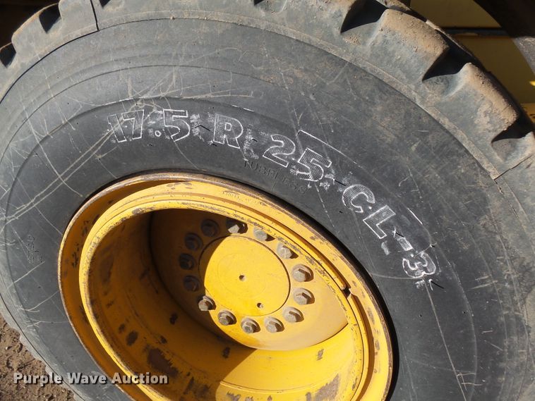 image for item EF9590 2011 John Deere 772GP motor grader