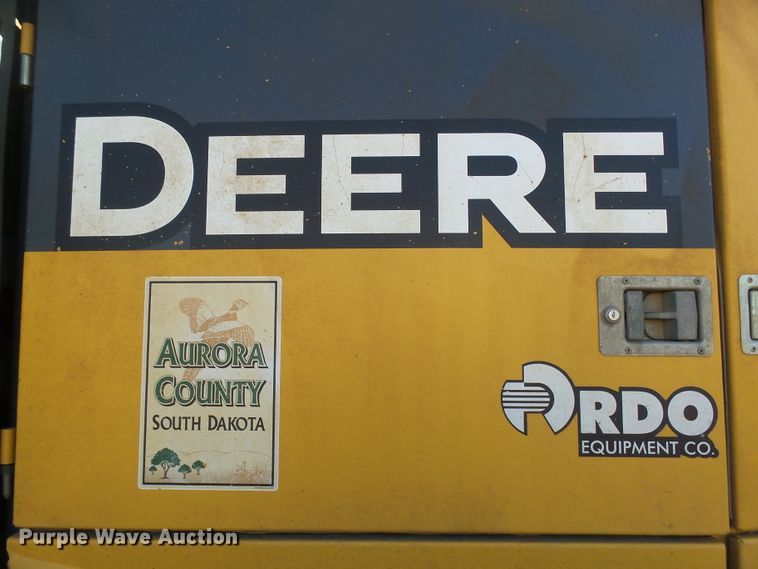 image for item EF9590 2011 John Deere 772GP motor grader