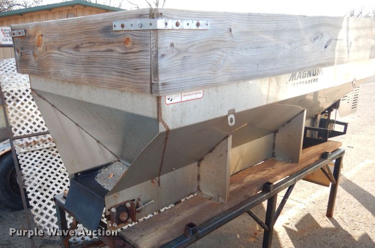 image for item EK9126 Magnum spreader