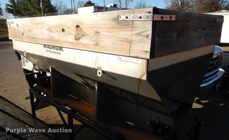 image for item EK9126 Magnum spreader