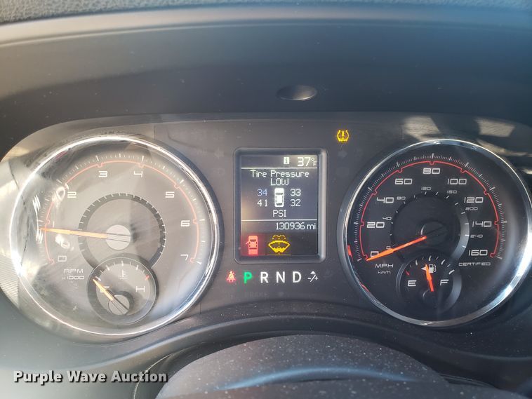 image for item ET9986 2011 Dodge Charger Police