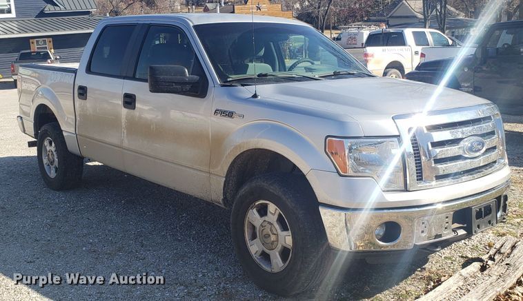 image for item ET9987 2012 Ford F150 SuperCrew pickup truck