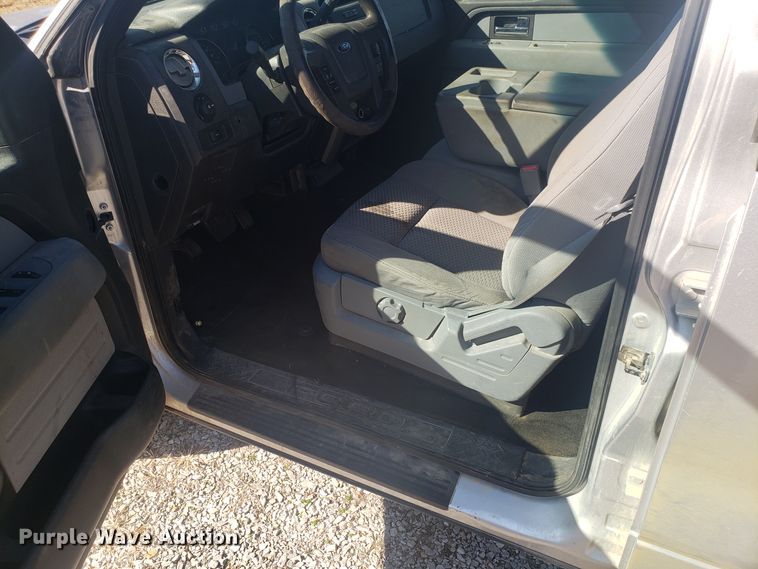 image for item ET9987 2012 Ford F150 SuperCrew pickup truck