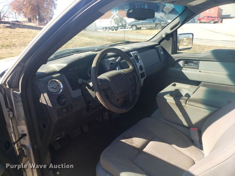 image for item ET9987 2012 Ford F150 SuperCrew pickup truck