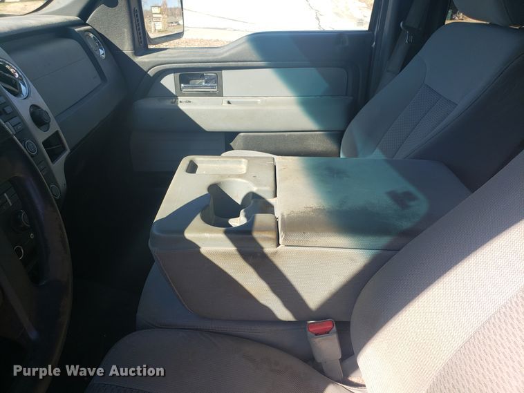 image for item ET9987 2012 Ford F150 SuperCrew pickup truck