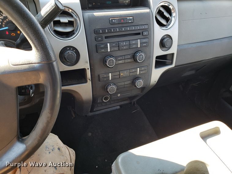 image for item ET9987 2012 Ford F150 SuperCrew pickup truck