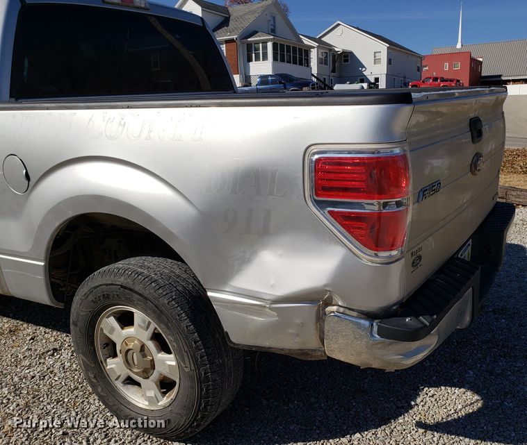 image for item ET9987 2012 Ford F150 SuperCrew pickup truck