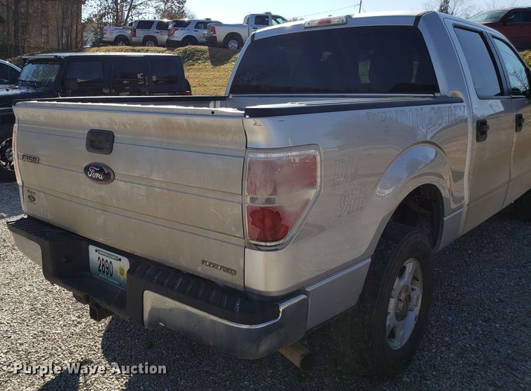image for item ET9987 2012 Ford F150 SuperCrew pickup truck