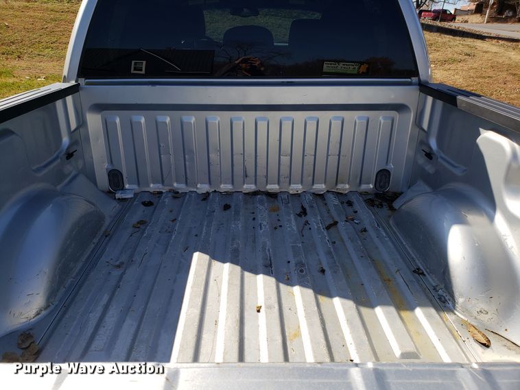 image for item ET9987 2012 Ford F150 SuperCrew pickup truck