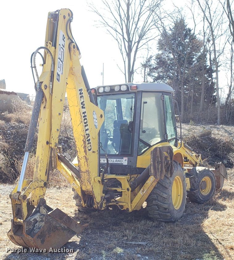 image for item ET9988 New Holland B95LR backhoe