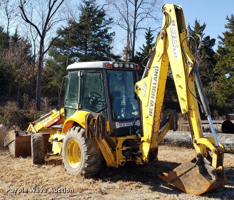image for item ET9988 New Holland B95LR backhoe