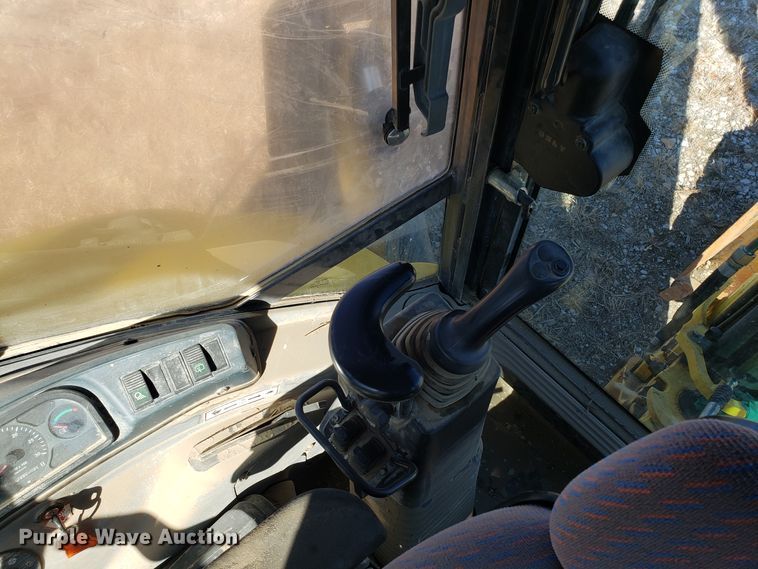 image for item ET9988 New Holland B95LR backhoe