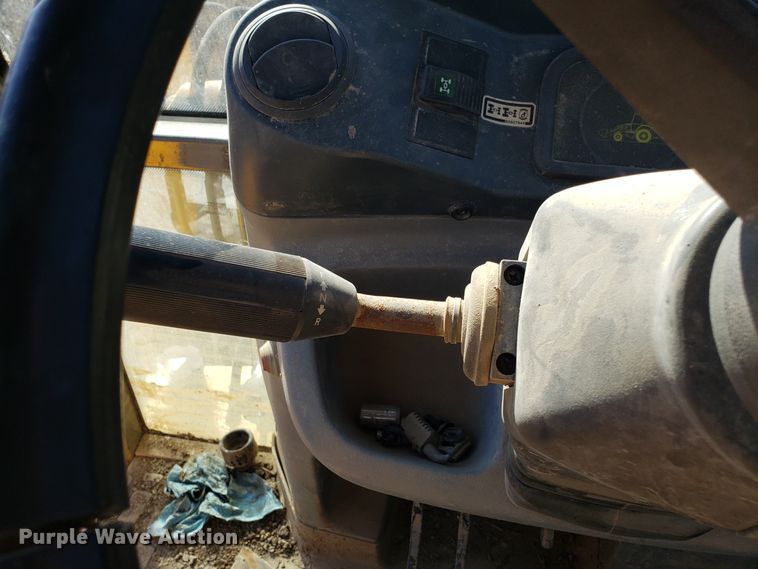 image for item ET9988 New Holland B95LR backhoe