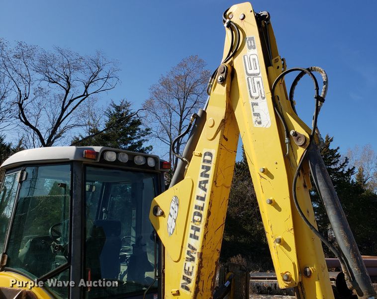 image for item ET9988 New Holland B95LR backhoe