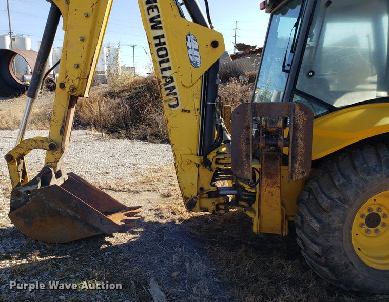 image for item ET9988 New Holland B95LR backhoe