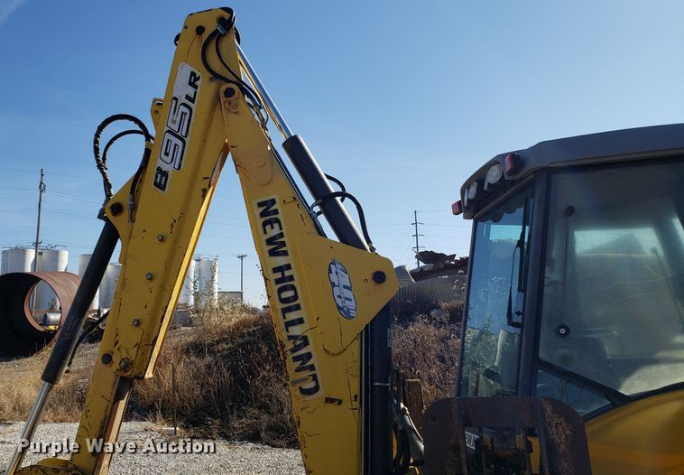image for item ET9988 New Holland B95LR backhoe
