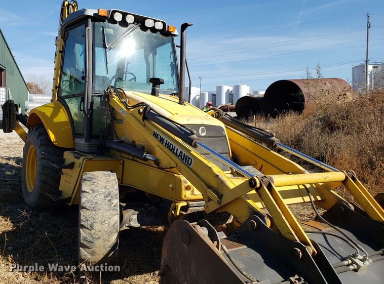 image for item ET9988 New Holland B95LR backhoe