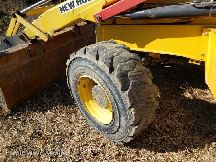 image for item ET9988 New Holland B95LR backhoe