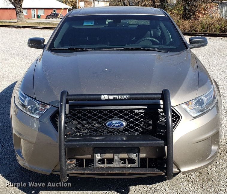 image for item ET9990 2015 Ford Taurus Police