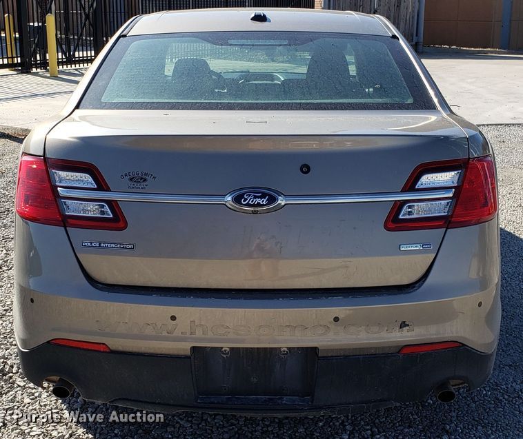 image for item ET9990 2015 Ford Taurus Police