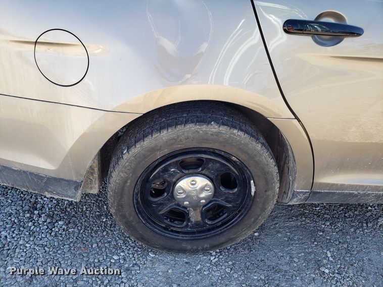 image for item ET9990 2015 Ford Taurus Police