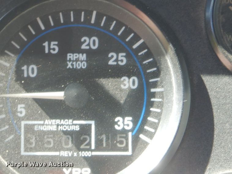 image for item EY9275 1993 E-one Hurricane fire truck