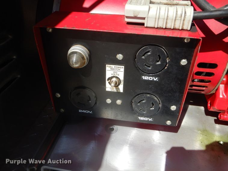 image for item EY9275 1993 E-one Hurricane fire truck