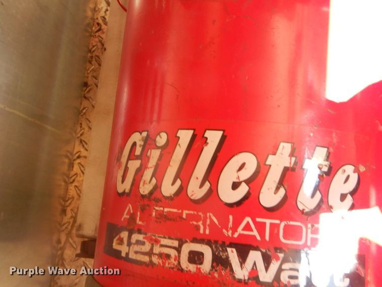 image for item EY9275 1993 E-one Hurricane fire truck