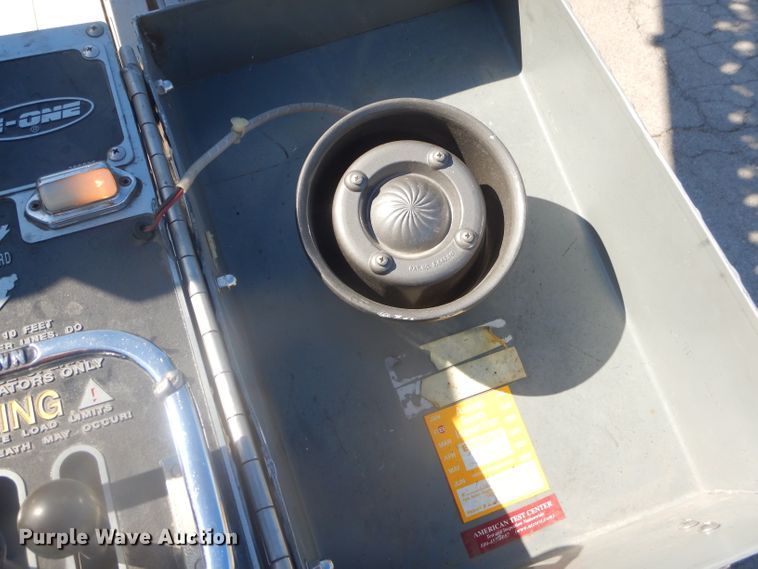 image for item EY9275 1993 E-one Hurricane fire truck