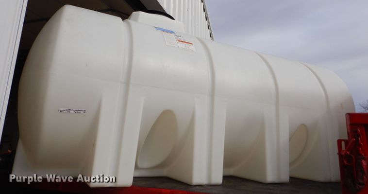 image for item FA9893 Tank and pump system