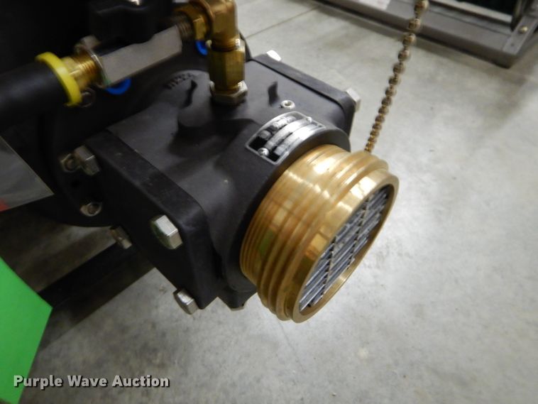 image for item FA9893 Tank and pump system