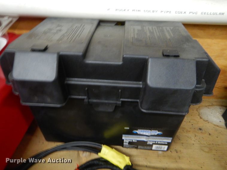 image for item FA9893 Tank and pump system