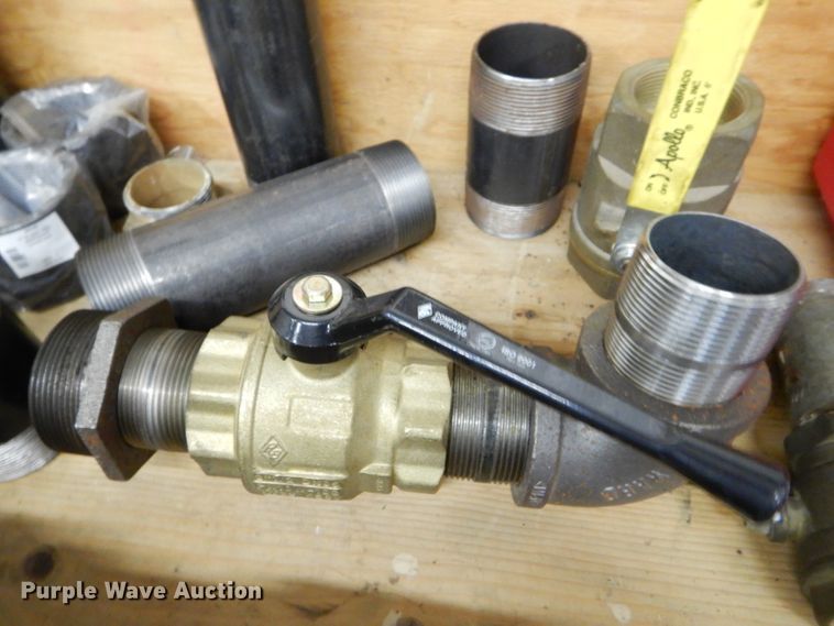 image for item FA9893 Tank and pump system