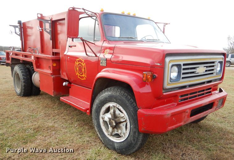 image for item FA9894 1973 Chevrolet C65 fire tanker truck