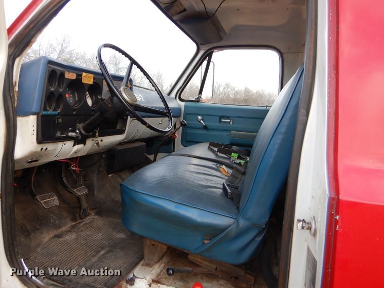 image for item FA9894 1973 Chevrolet C65 fire tanker truck