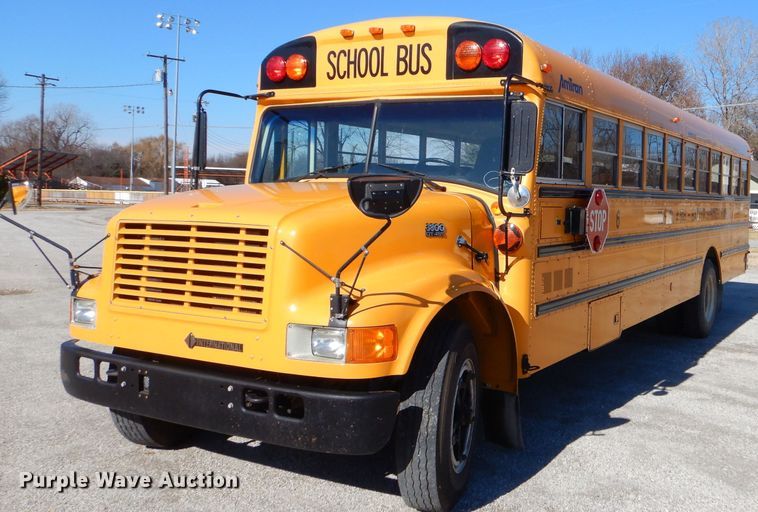 image for item FA9944 1995 International 3800 school bus