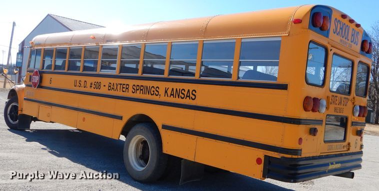 image for item FA9944 1995 International 3800 school bus