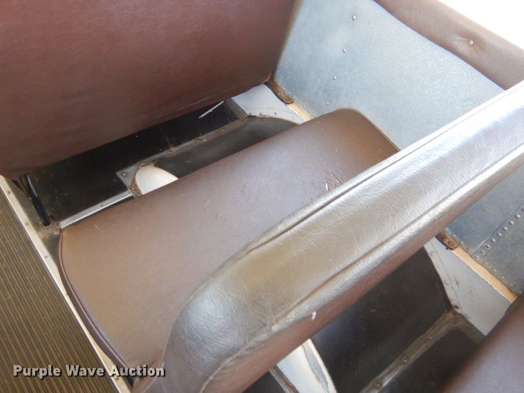 image for item FA9944 1995 International 3800 school bus