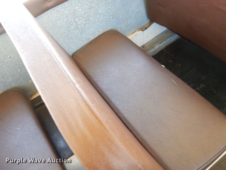 image for item FA9944 1995 International 3800 school bus