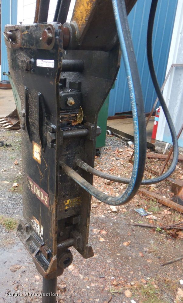 image for item FF9033 Husky HH1000-2 breaker