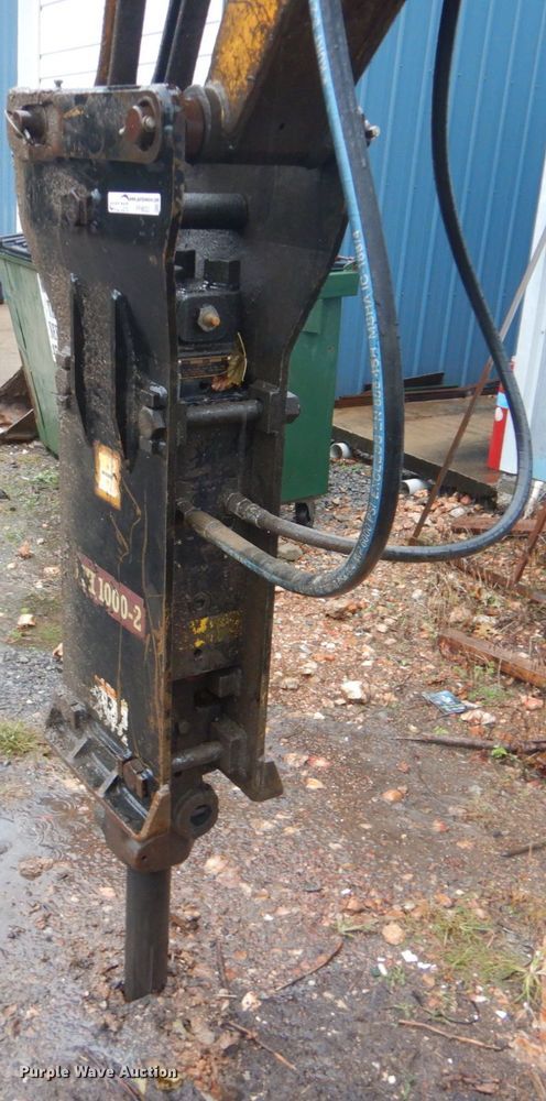 image for item FF9033 Husky HH1000-2 breaker