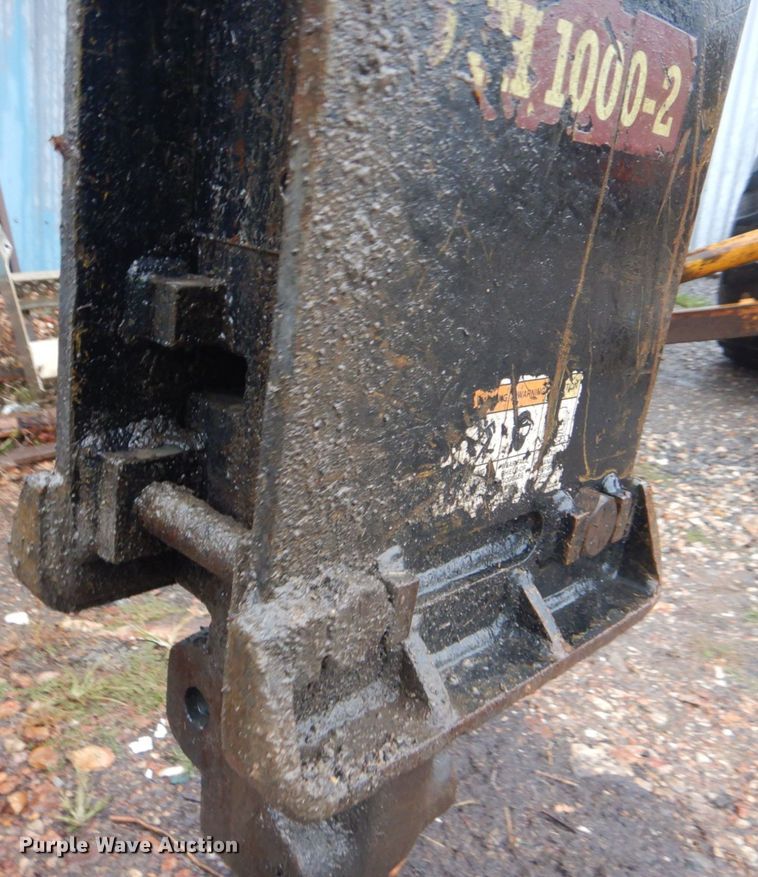 image for item FF9033 Husky HH1000-2 breaker